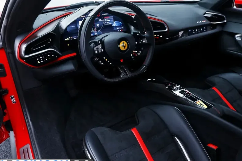 Ferrari 296 GTB din 2024 cu 1.500 km - oferta FER198421 - foto 26