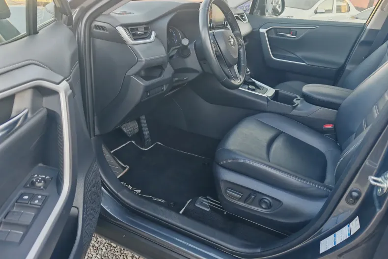 Toyota RAV4 din 2023 cu 123.028 km - oferta TOY198423 - foto 5