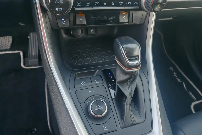 Toyota RAV4 din 2023 cu 123.028 km - oferta TOY198423 - foto 18