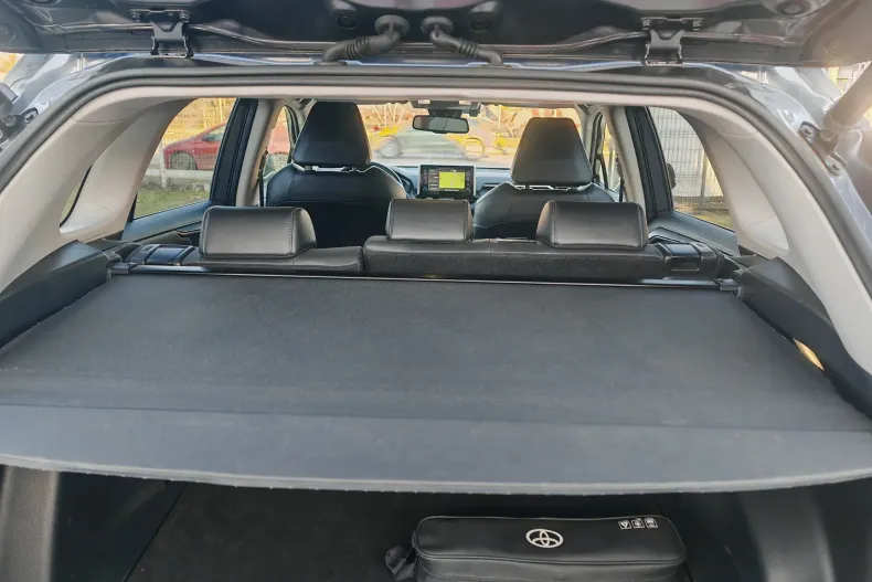 Toyota RAV4 din 2023 cu 123.028 km - oferta TOY198423 - foto 24