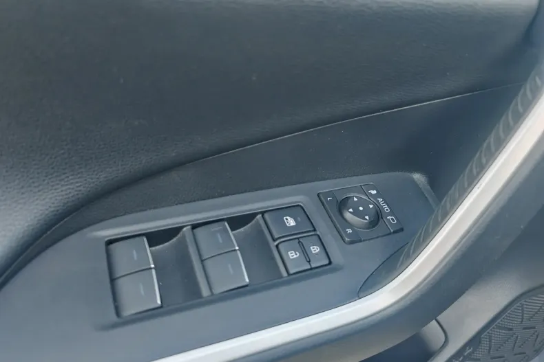 Toyota RAV4 din 2023 cu 123.028 km - oferta TOY198423 - foto 25