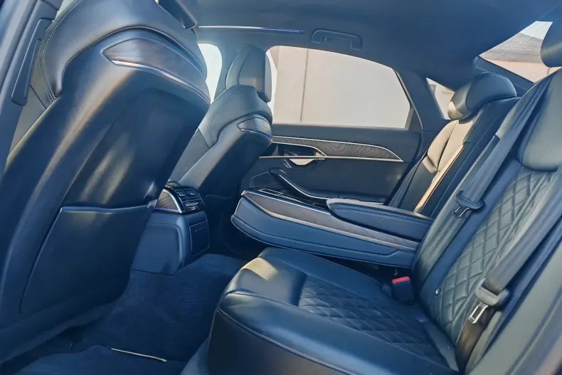 Audi A8 din 2022 cu 146.194 km - oferta AUD198425 - foto 13