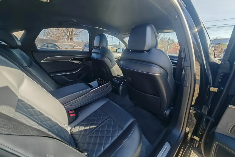 Audi A8 din 2022 cu 146.194 km - oferta AUD198425 - foto 14