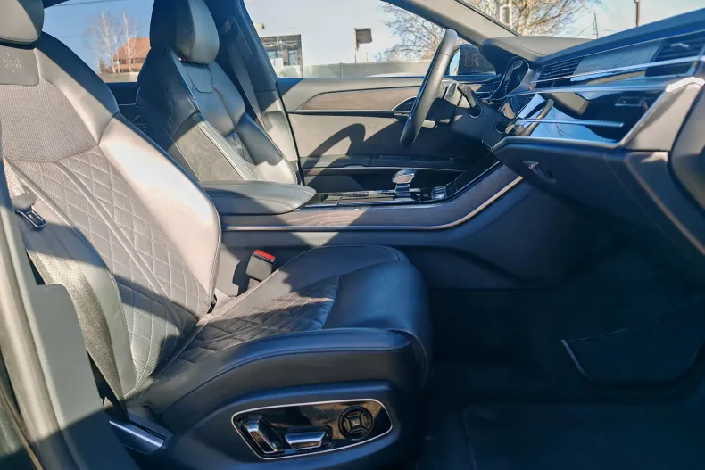 Audi A8 din 2022 cu 146.194 km - oferta AUD198425 - foto 21