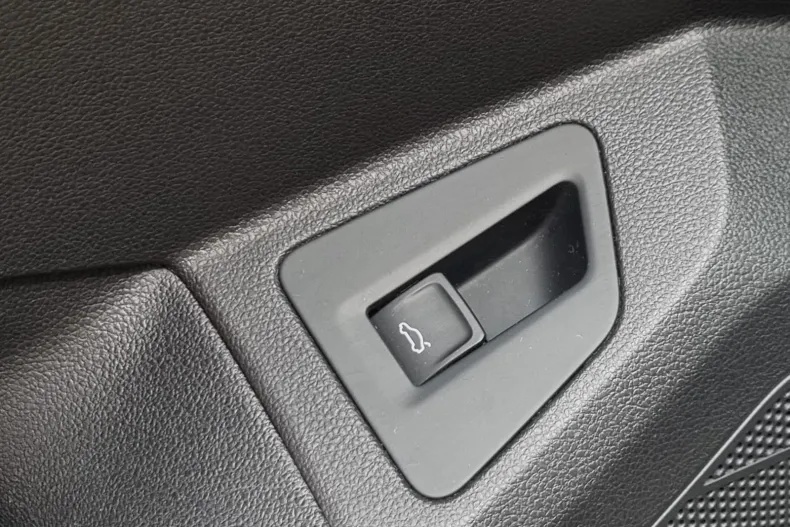 Volkswagen Touareg din 2020 cu 67.730 km - oferta VOL198428 - foto 15