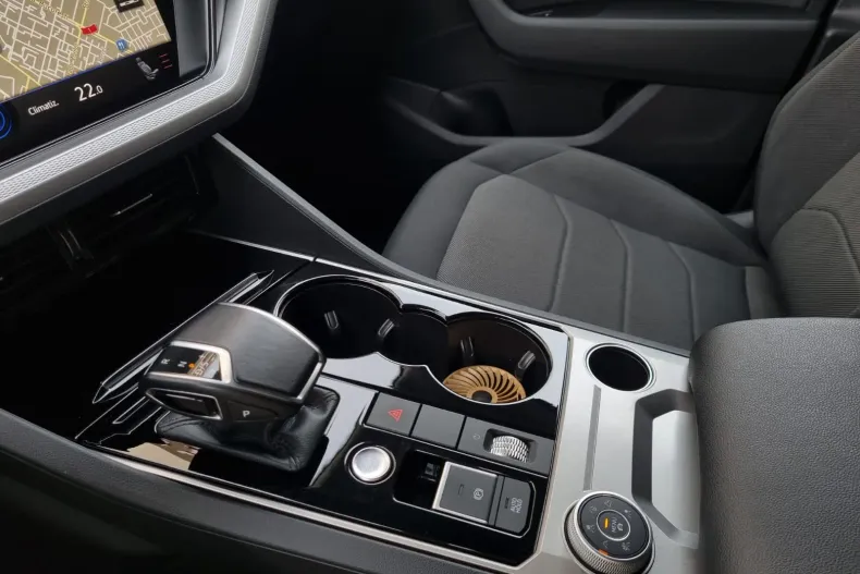 Volkswagen Touareg din 2020 cu 67.730 km - oferta VOL198428 - foto 22