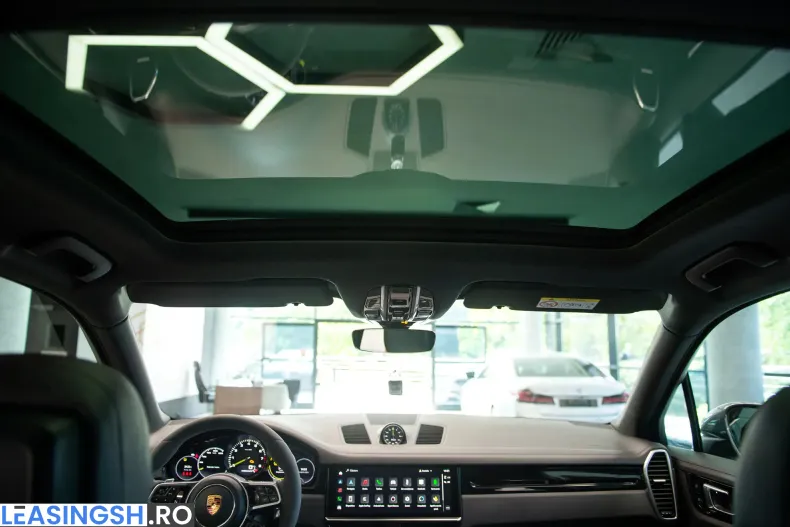 Porsche Cayenne din 2021 cu 48.265 km - oferta POR198431 - foto 6