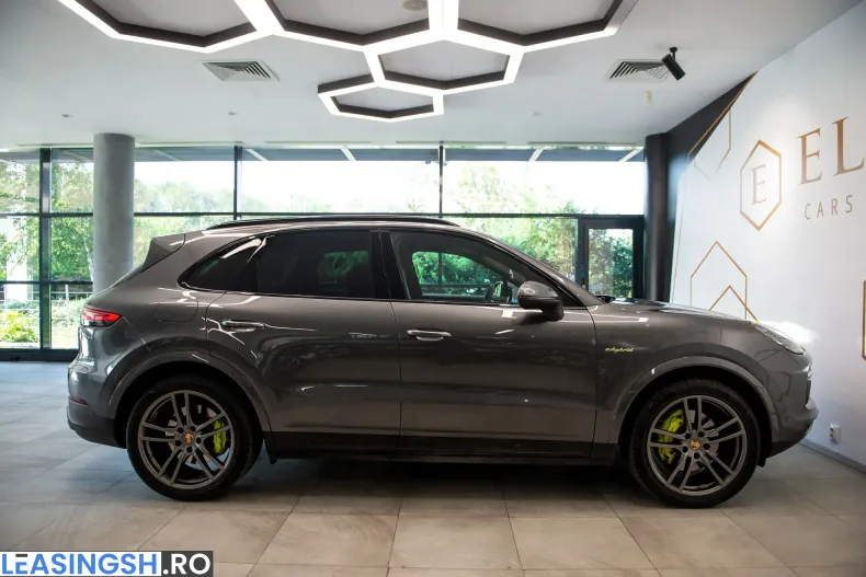 Porsche Cayenne din 2021 cu 48.265 km - oferta POR198431 - foto 9
