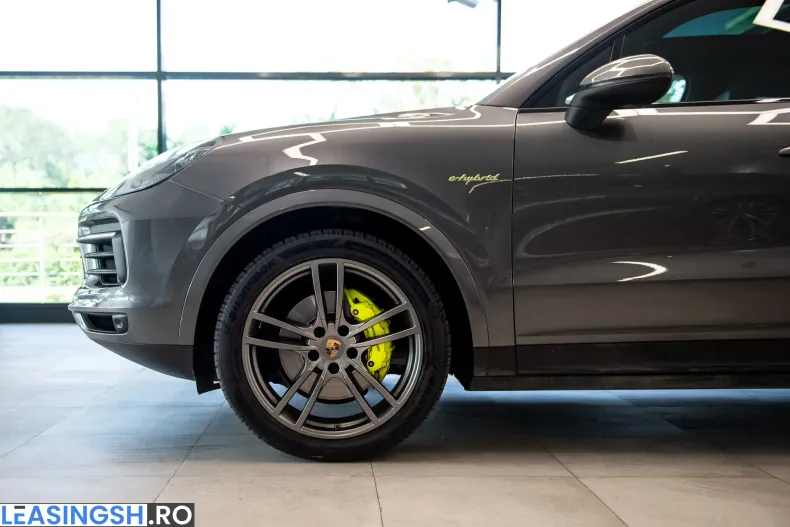 Porsche Cayenne din 2021 cu 48.265 km - oferta POR198431 - foto 12