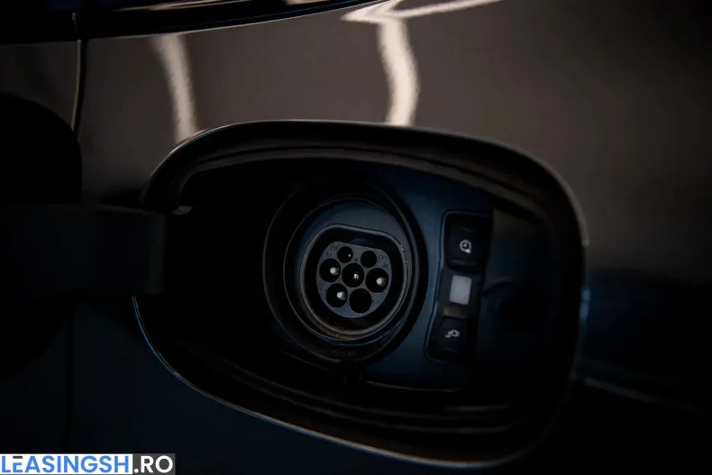 Porsche Cayenne din 2021 cu 48.265 km - oferta POR198431 - foto 13