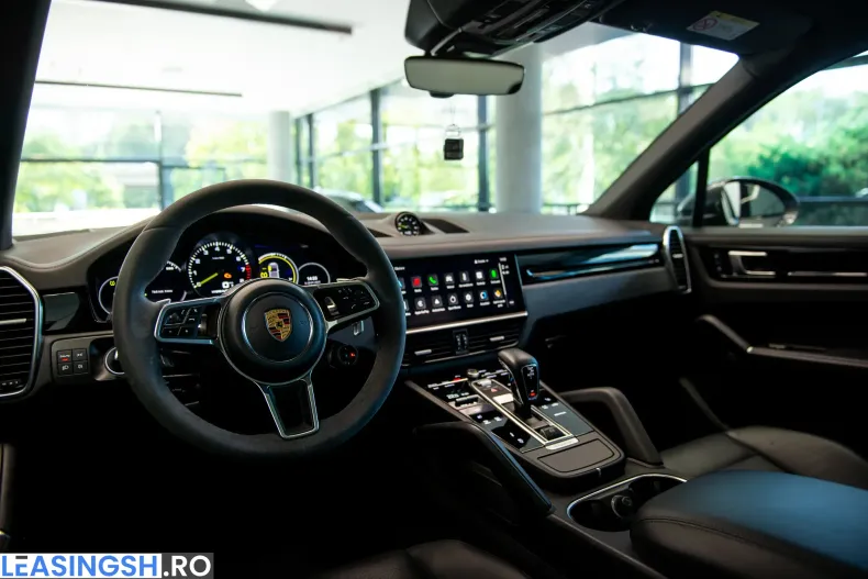 Porsche Cayenne din 2021 cu 48.265 km - oferta POR198431 - foto 18