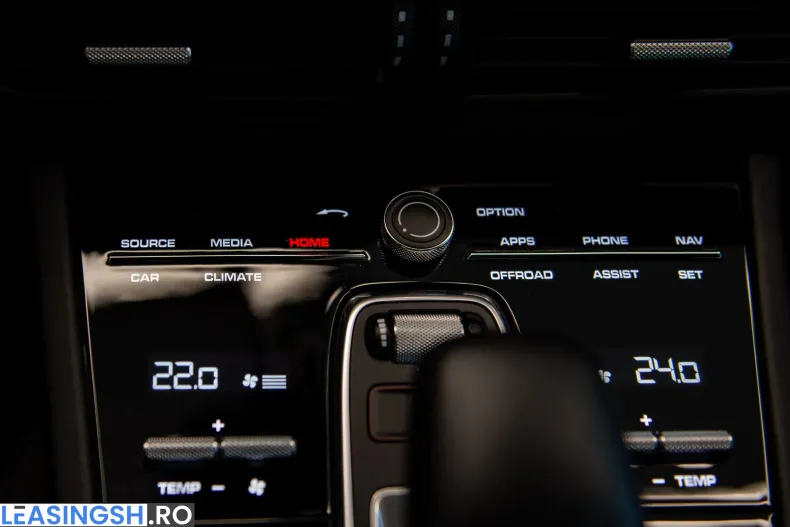 Porsche Cayenne din 2021 cu 48.265 km - oferta POR198431 - foto 26