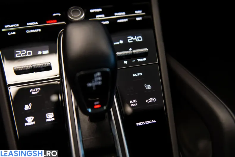 Porsche Cayenne din 2021 cu 48.265 km - oferta POR198431 - foto 27