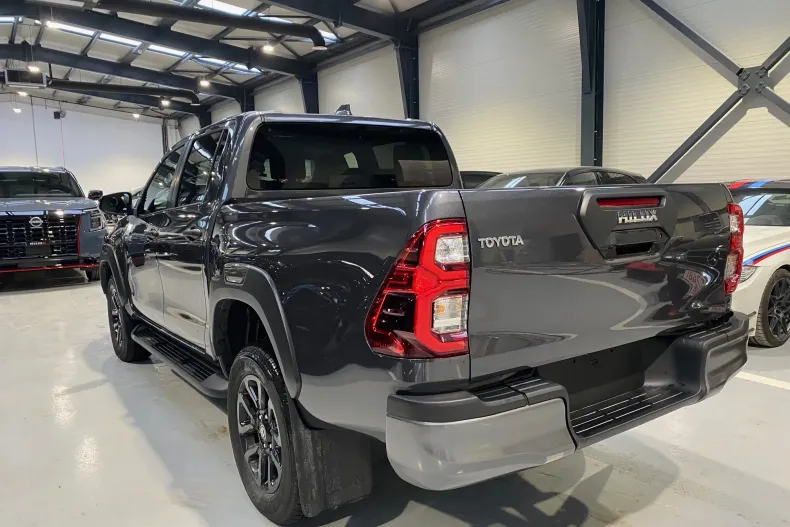 Toyota Hilux din 2025 cu 10 km - oferta TOY198432 - foto 6