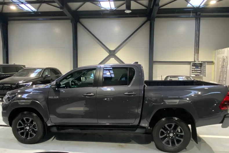 Toyota Hilux din 2025 cu 10 km - oferta TOY198432 - foto 7