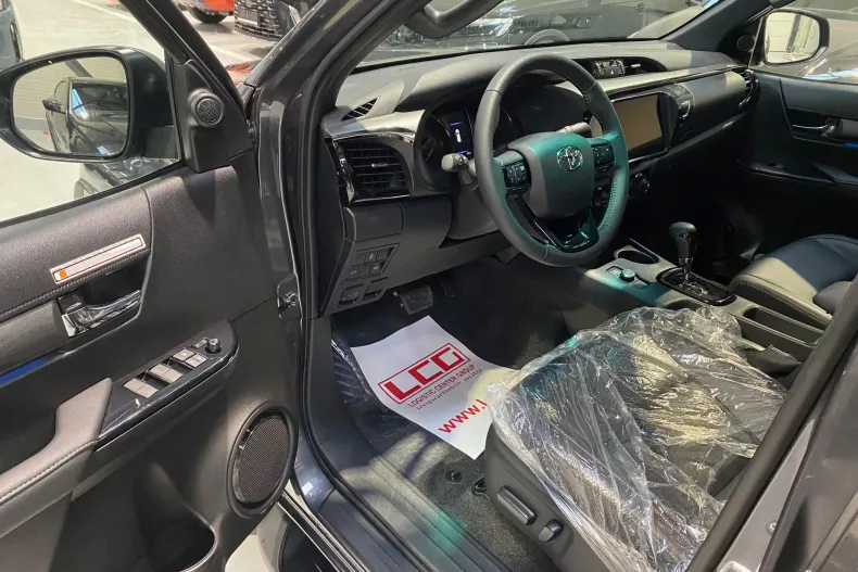 Toyota Hilux din 2025 cu 10 km - oferta TOY198432 - foto 10