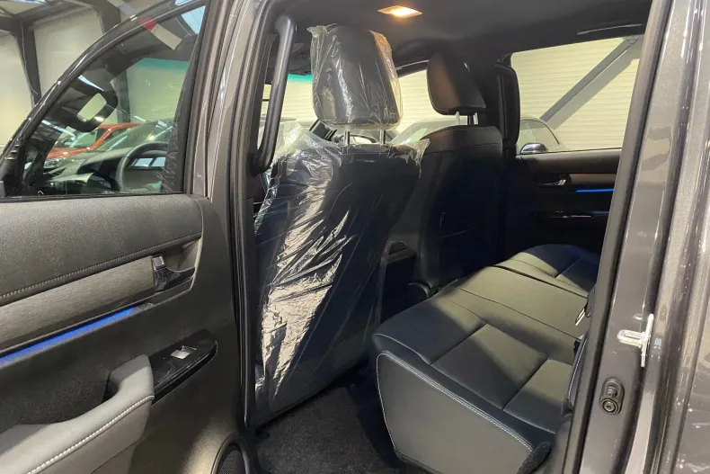 Toyota Hilux din 2025 cu 10 km - oferta TOY198432 - foto 15