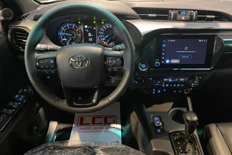 Toyota Hilux din 2025 cu 10 km - oferta TOY198435 - foto 14