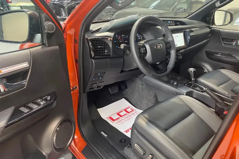 Toyota Hilux din 2025 cu 10 km - oferta TOY198436 - foto 10