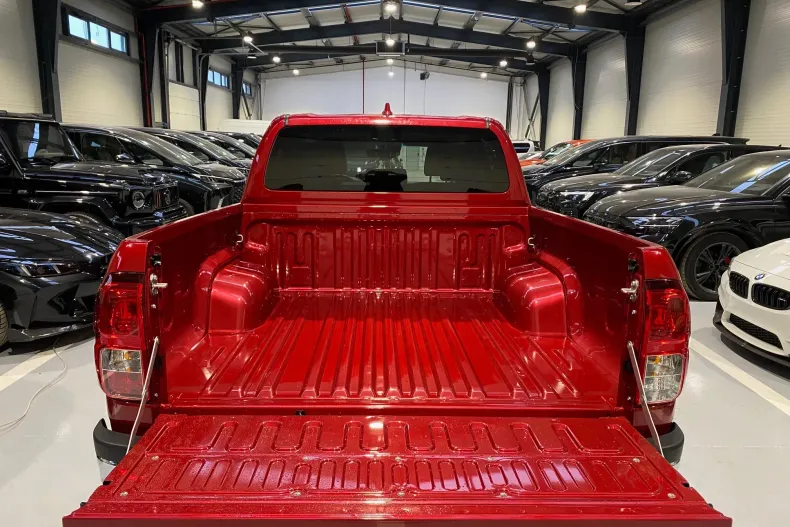 Toyota Hilux din 2025 cu 10 km - oferta TOY198437 - foto 5