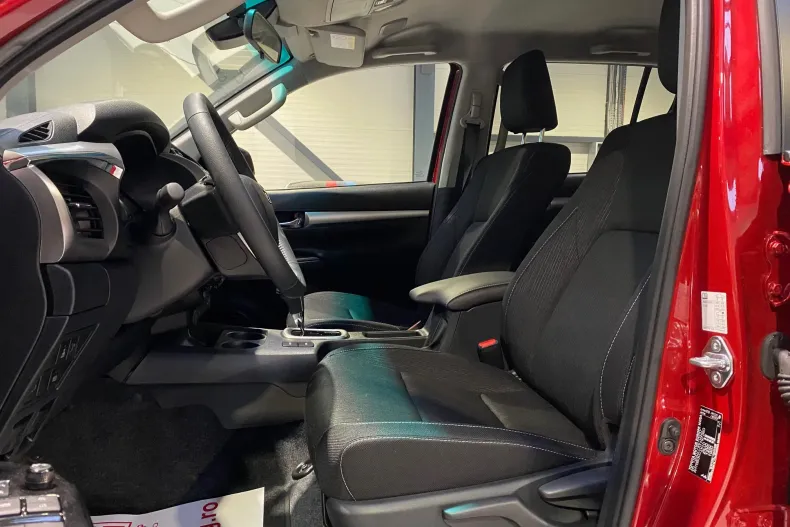 Toyota Hilux din 2025 cu 10 km - oferta TOY198437 - foto 11