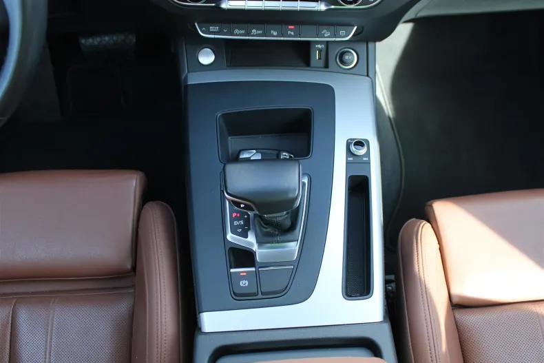 Audi Q5 din 2022 cu 113.359 km - oferta AUD198438 - foto 21