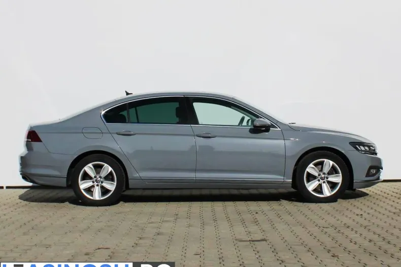 Volkswagen Passat din 2022 cu 134.804 km - oferta VOL198439 - foto 6