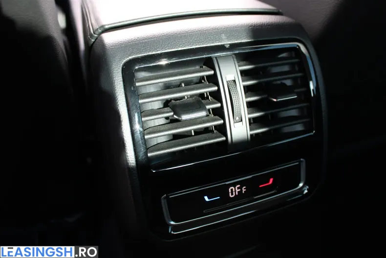 Volkswagen Passat din 2022 cu 134.804 km - oferta VOL198439 - foto 13