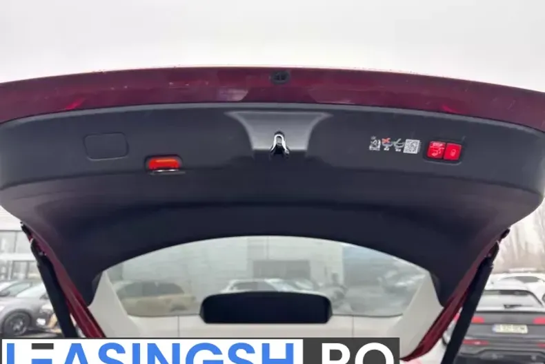 Mercedes-Benz GLC Coupe din 2025 cu 8.000 km - oferta MER198440 - foto 17