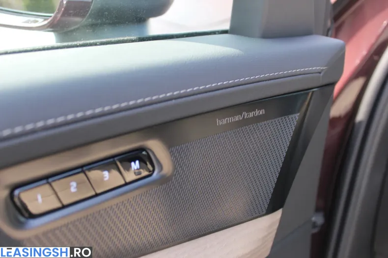 Volvo XC90 din 2025 cu 5 km - oferta VOL198441 - foto 11