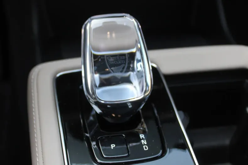 Volvo XC90 din 2025 cu 5 km - oferta VOL198441 - foto 13