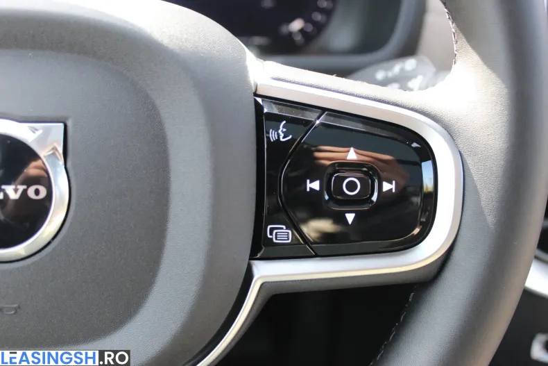 Volvo XC90 din 2025 cu 5 km - oferta VOL198441 - foto 16