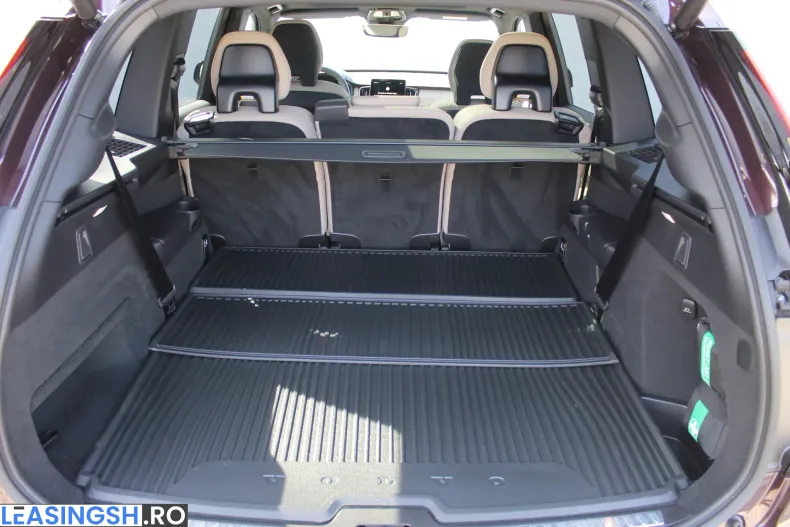 Volvo XC90 din 2025 cu 5 km - oferta VOL198441 - foto 32