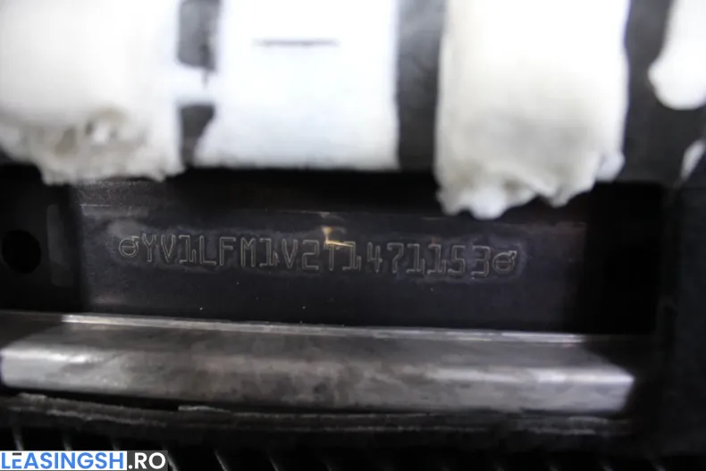 Volvo XC90 din 2025 cu 5 km - oferta VOL198441 - foto 37