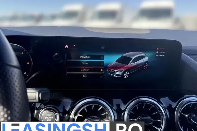 Mercedes-Benz GLA din 2023 cu 40.783 km - oferta MER198445 - foto 19