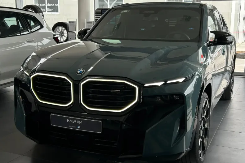 BMW XM (Seria X) din 2024 cu 9.000 km - oferta BMW198450 - foto 1