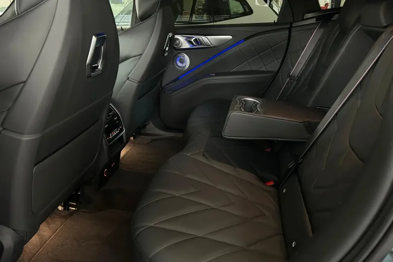 BMW XM (Seria X) din 2024 cu 9.000 km - oferta BMW198450 - foto 13