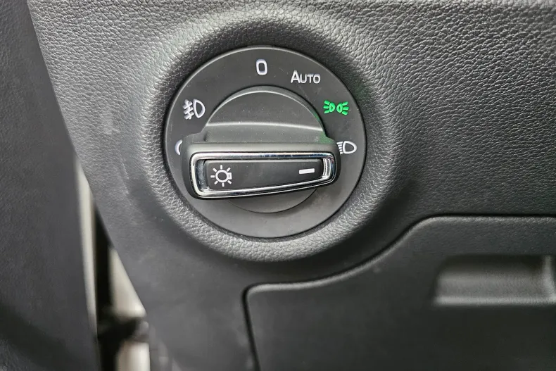 Skoda Scala din 2023 cu 64.308 km - oferta SKO198451 - foto 8