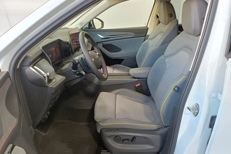 Skoda Kodiaq din 2026 cu 5.925 km - oferta SKO198456 - foto 5