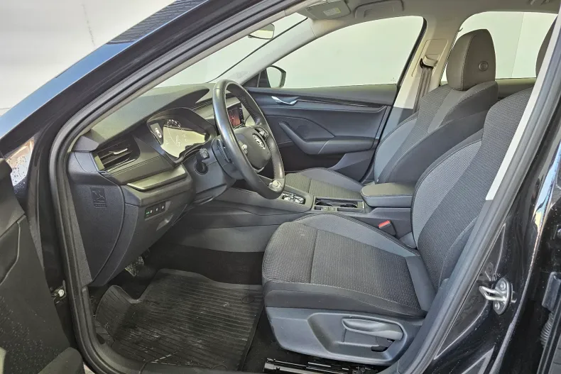 Skoda Octavia din 2022 cu 41.538 km - oferta SKO198457 - foto 6