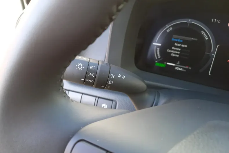 Toyota C-HR din 2025 cu 6.750 km - oferta TOY198462 - foto 17