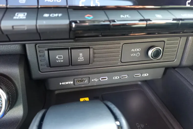 Toyota Land Cruiser din 2024 cu 6.313 km - oferta TOY198464 - foto 29