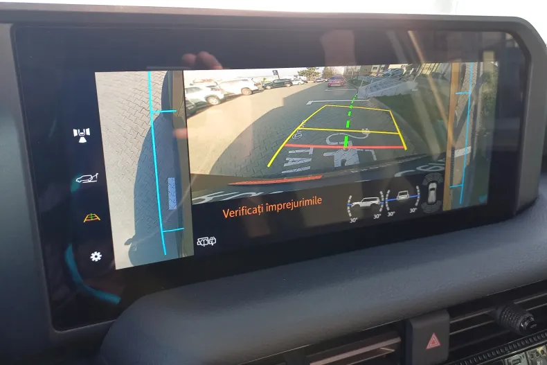 Toyota Land Cruiser din 2024 cu 6.313 km - oferta TOY198464 - foto 36