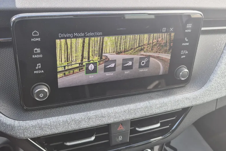 Skoda Kamiq din 2026 cu 500 km - oferta SKO198485 - foto 23