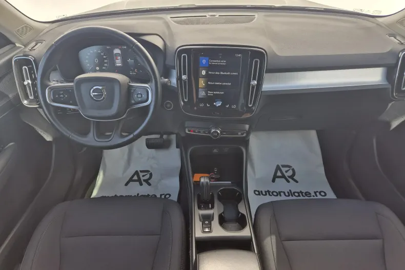 Volvo XC40 din 2020 cu 90.357 km - oferta VOL198487 - foto 12