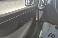 Volvo XC40 din 2020 cu 90.357 km - oferta VOL198487 - foto 13