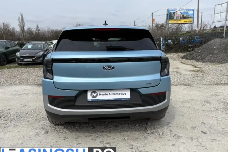 Ford Explorer din 2024 cu 27.745 km - oferta FOR198495 - foto 8