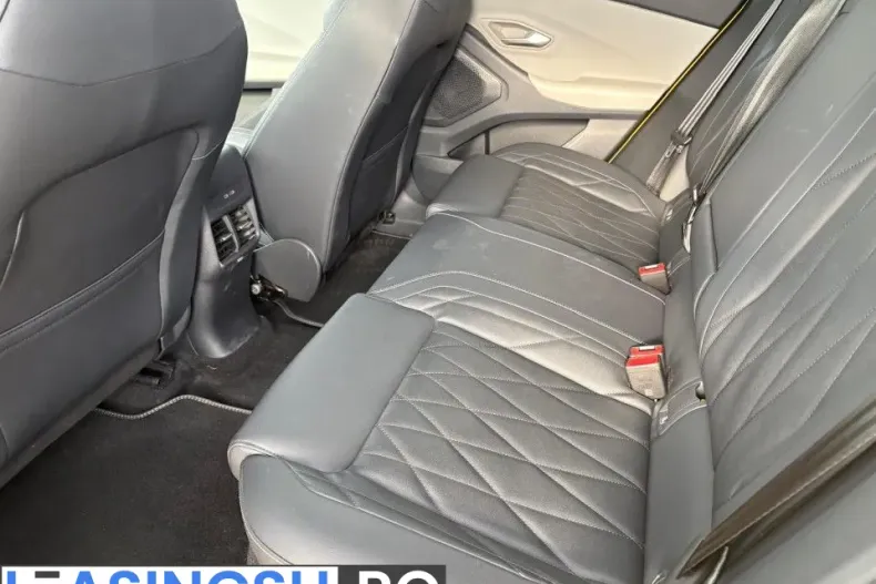 Ford Capri din 2024 cu 19.040 km - oferta FOR198499 - foto 10