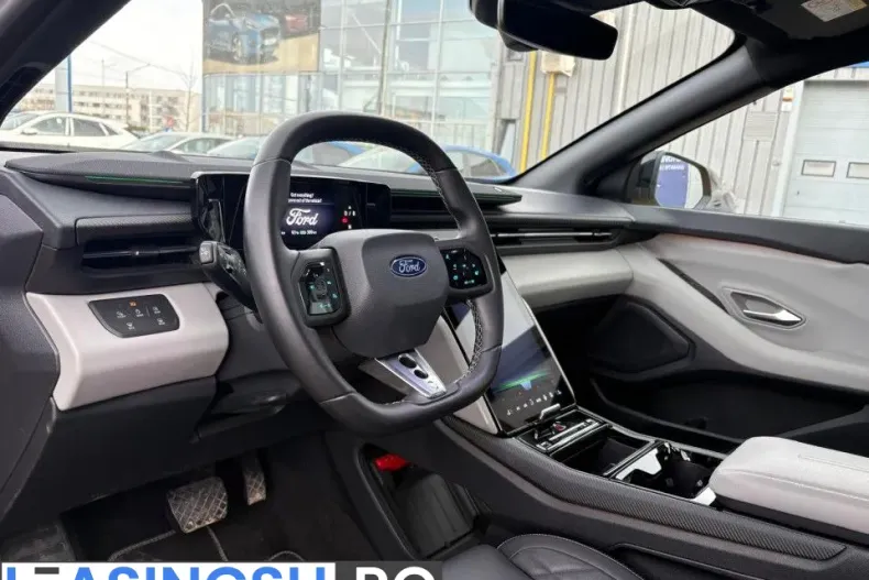 Ford Capri din 2024 cu 19.040 km - oferta FOR198499 - foto 22