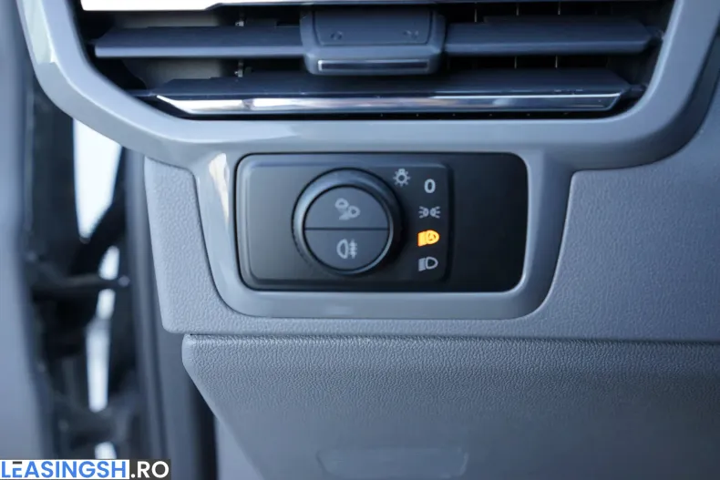 Volkswagen Caravelle din 2026 cu 10 km - oferta VOL198511 - foto 11